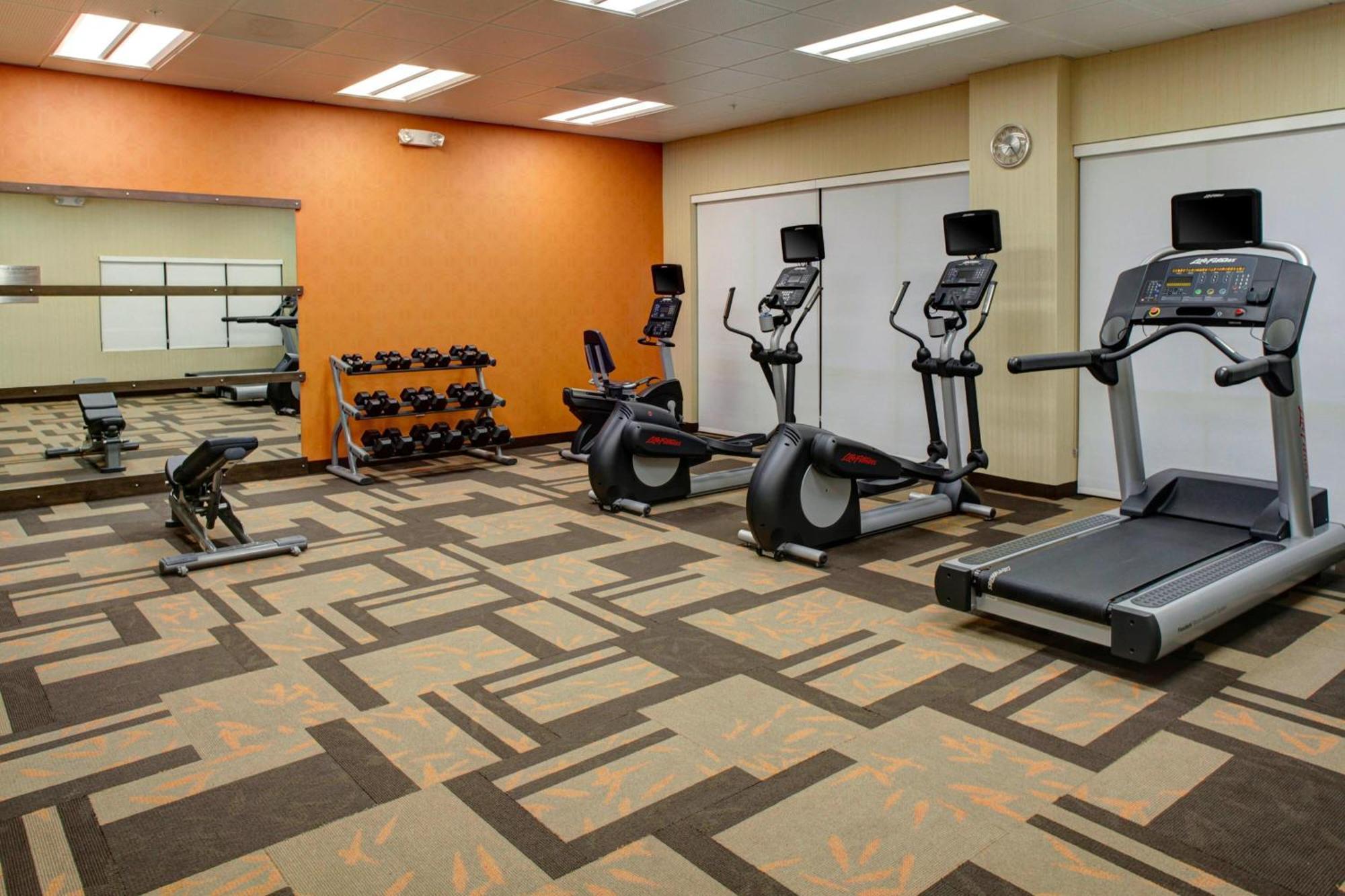 Courtyard By Marriott Carrollton Exterior foto