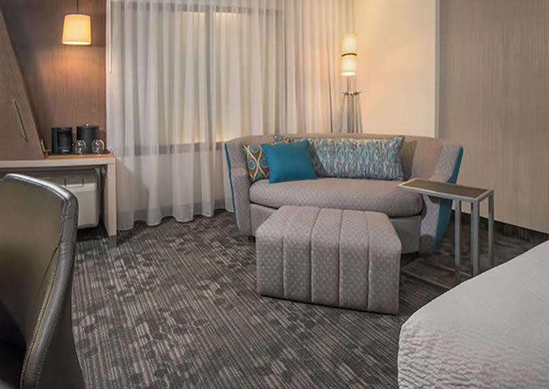 Courtyard By Marriott Carrollton Exterior foto